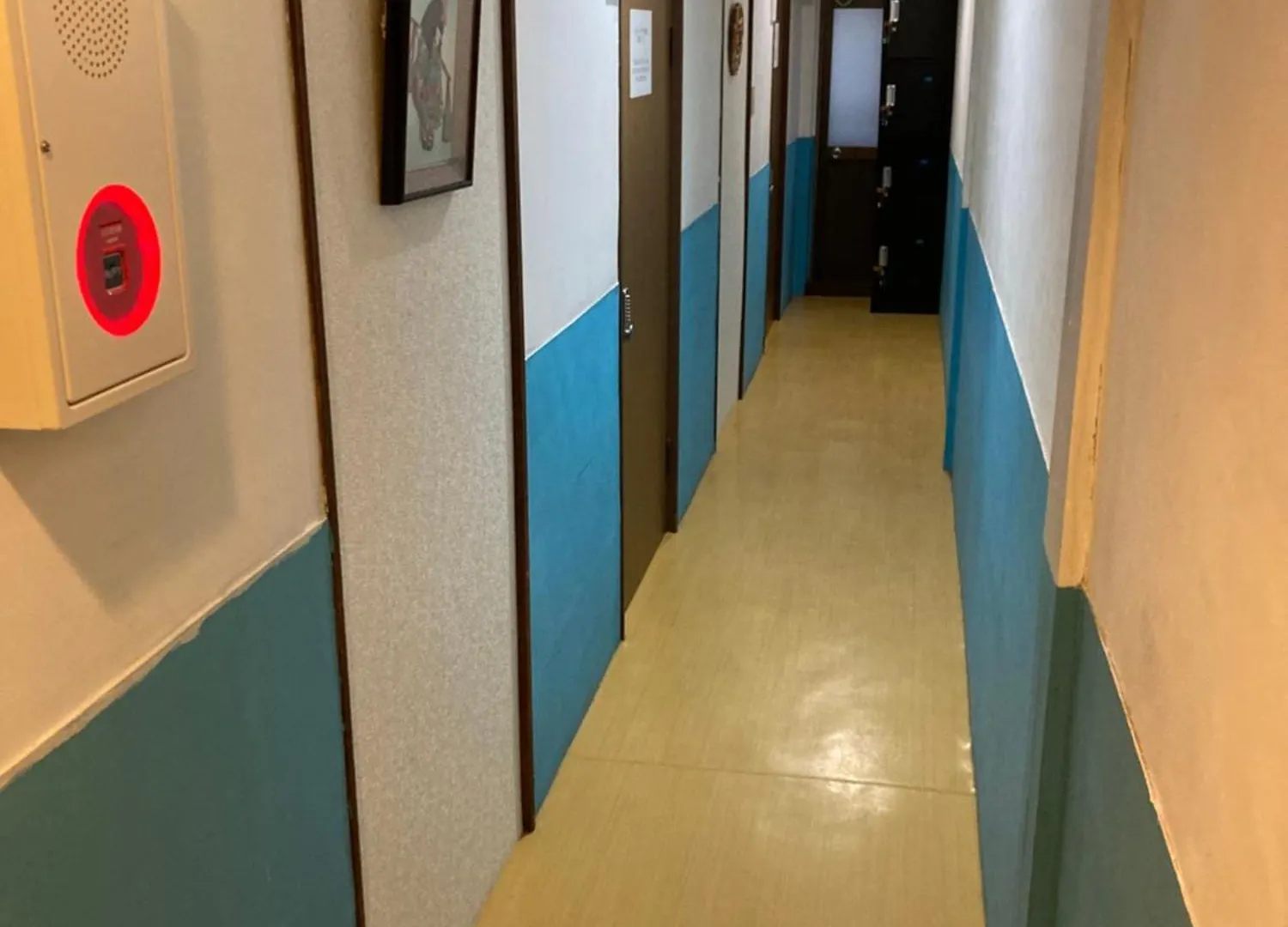 Hostel Blue Door ホステル ブルードア Nagoja Vendégház