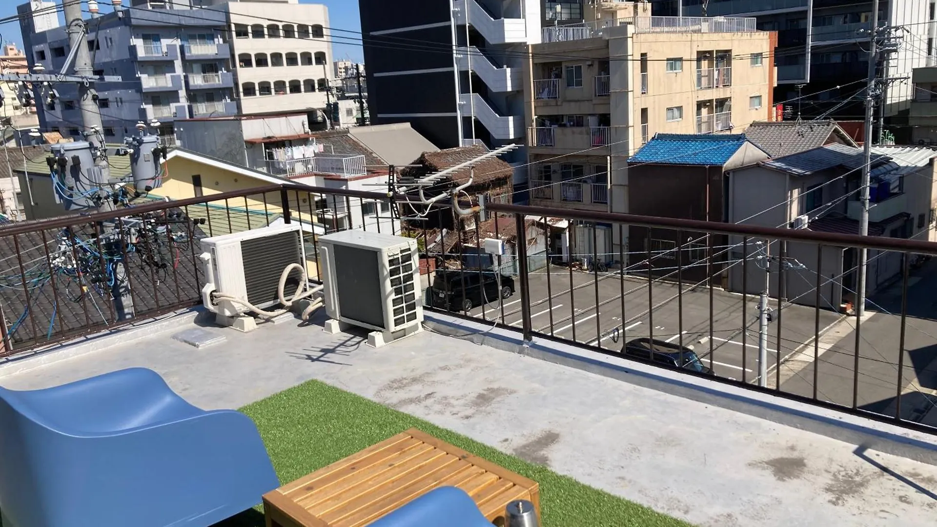 Hostel Blue Door ホステル ブルードア Nagoja